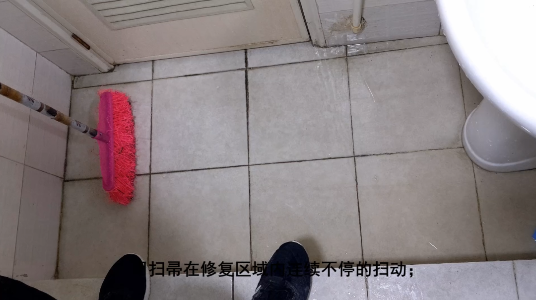 衛(wèi)生間免砸磚補(bǔ)漏